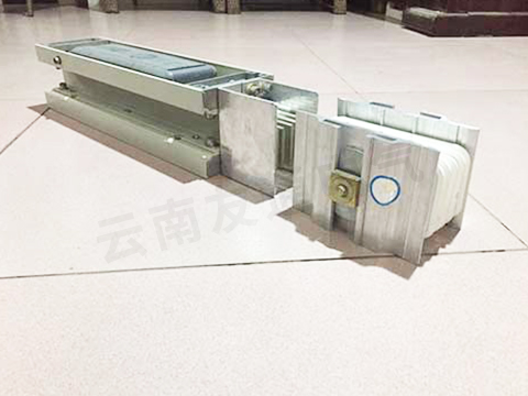 密集型母线槽